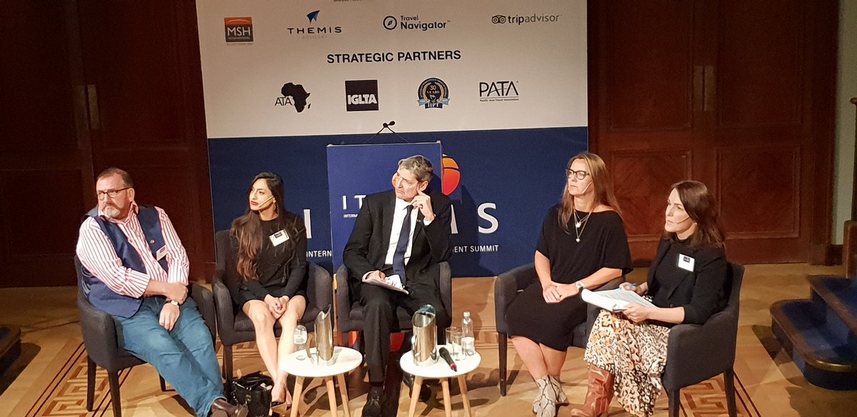 _LoveCaribbean's tweet photo. Rachel O'Reilly, Head of Communications @KuoniTravelUK moderating the panel discussion on 'Fake News and the Key to Reporting on Crises' at #ITCMS. @rorpr https://t.co/G8s2ikBnJz