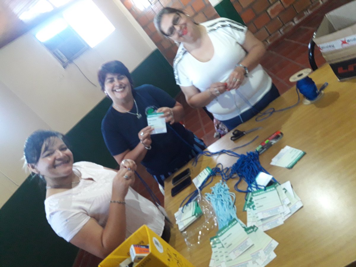 martin_monzonn's tweet photo. A full con los preparativos para el XIII Foro Estudiantes y Docentes de ISFD.
#Normal8
#PtoIguazú.
@mariluleverberg @orlandobishels @alejschrott @Cristia91279904 @robertoadrian82
@MelgarejoSandr2 https://t.co/GfMhGlewwp