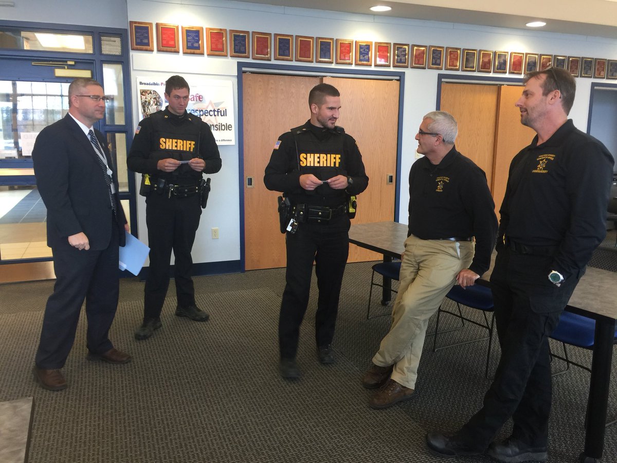 BPpatriots's tweet image. We’re excited to welcome the Fulton County Sheriff’s Office and @nyspolice to announce our Blue Plate Special program! Thanks to @TheLeaderHerald &amp;amp; @FultonCountyExp for publicizing our partnership.