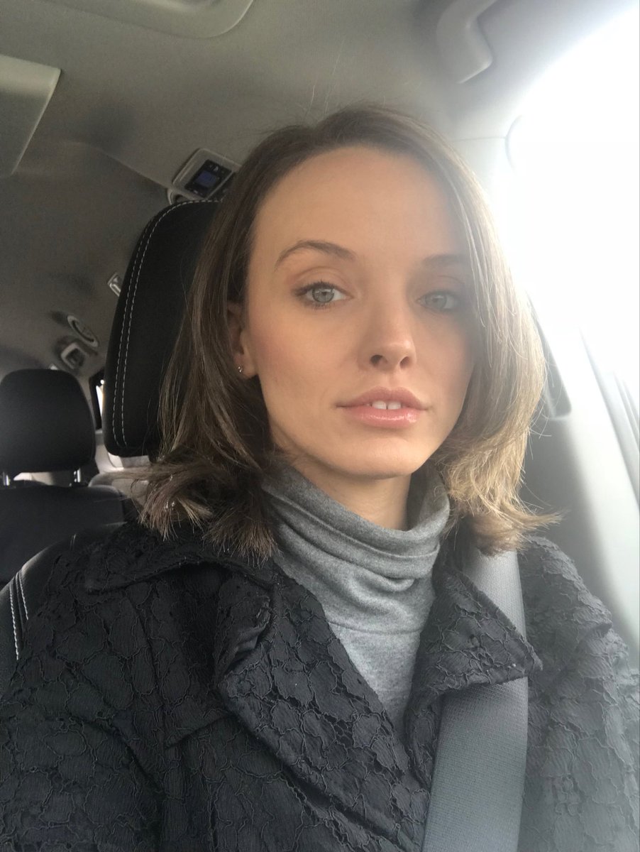 Pristine Edge в X: „Life has slowed down again and its great. Im back to my low maintenance, shorter hair. 💇♀️ https://t.co/w1LWhTJULW“ / X