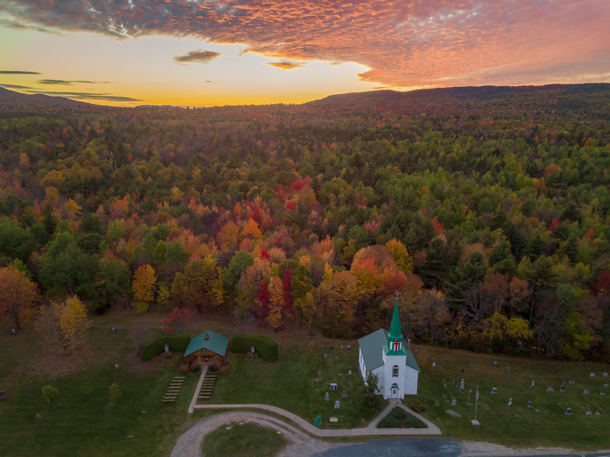 TCNOLE's tweet image. Crazy burst of sunset color... #adirondacks #adk #adklife #mothercabrinishrine #aerialphotography #plattsburgh #djimavic