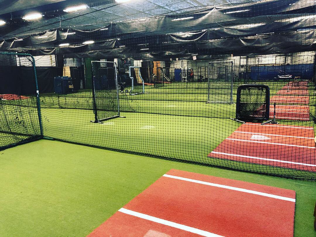 BASHsportsctr's tweet photo. FITC is an Indoor facility in Sarasota. 20,000 sq ft facility: Batting Cages - Pro Shop - Gym - Private Lessons - Camps &amp; Clinics https://t.co/saaEtatjCh