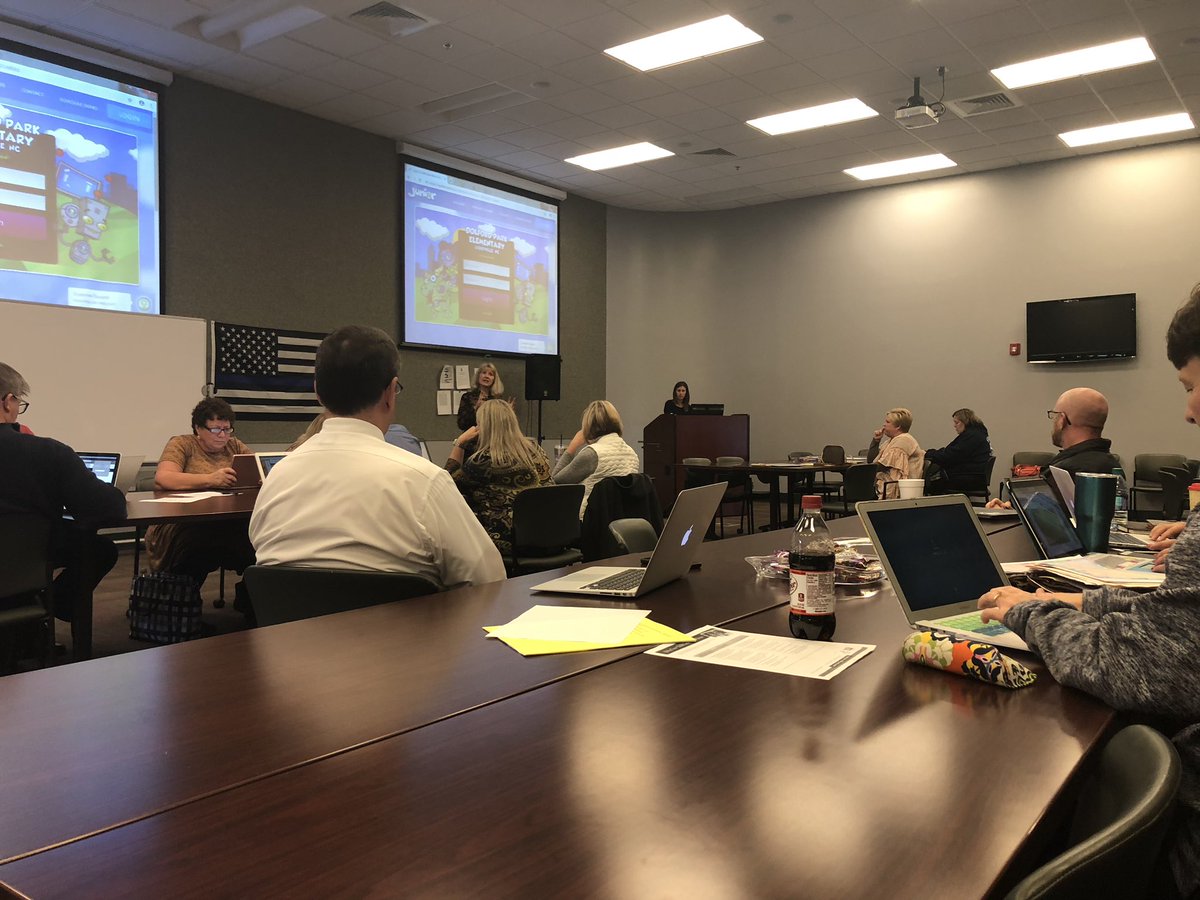 BCSMasterChief's tweet photo. Principals are lead learners! Great day at Principal Leadership Academy @BC_Schools   Thanks to @BlountCounty911 for tour and space! @VirtualJobShado @JenMooreEDU @AmandaHVance #BCSROCKS https://t.co/DqgKwNYs4E
