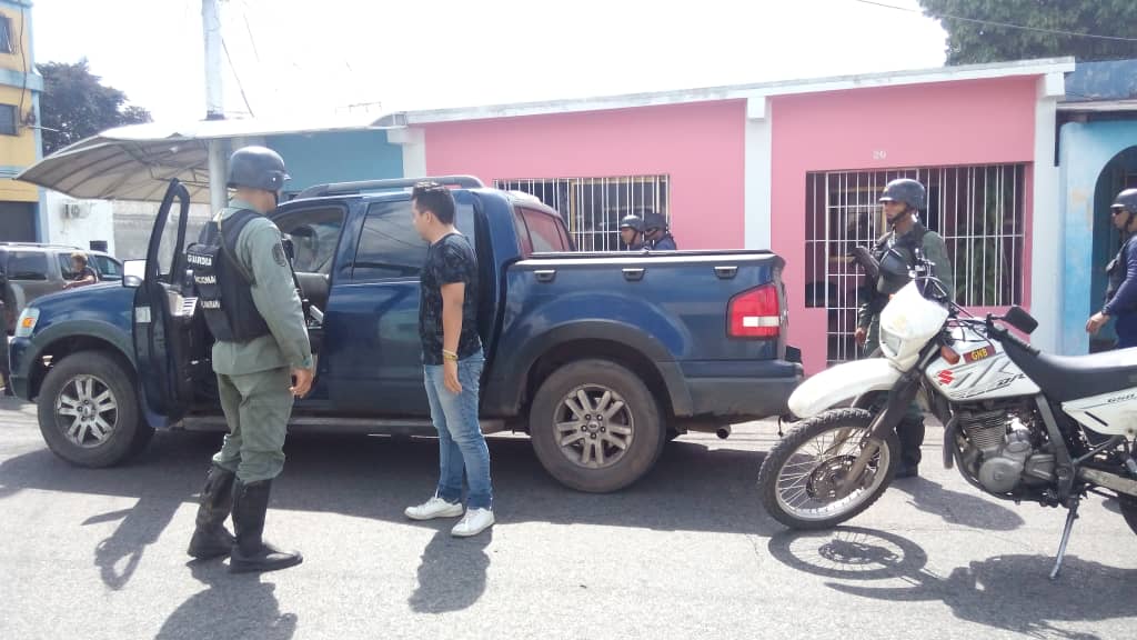 Operativo enmarcado en la Gran Misión Cuadrantes de Paz, ordenado por el Ministro M/G <a href="/Nestor/">Nestor</a> Reverol y Con el apoyo de la GNB Y POLICÍA DEL EDO continuamos en la prevención del Hurto y Robo de Vehículos <a href="/DouglasRicoVzla/">Douglas Rico</a> <a href="/PRENSACICPC/">PRENSA CICPC</a> <a href="/CICPCPREVENCION/">PREVENCIÓN INTEGRAL DEL DELITO CICPC</a> <a href="/Cicpc374/">REDIP ORIENTAL</a> #CICPC <a href="/ilarraza08/">Com. Gral César Ilarraza</a>