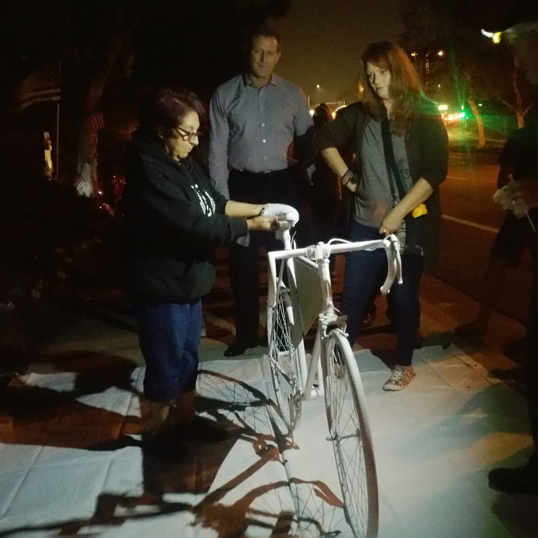 Last night a #ghosbike memorial was placed for Mike Kreza in Mission Viejo. RIP