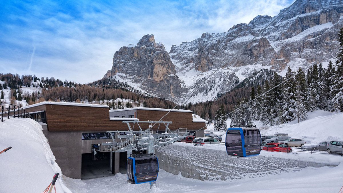 SkiToday_it's tweet photo. Dolomiti Superski, la stagione sciistica inizierà regolarmente https://t.co/9j79IVdEIC #NewsSci https://t.co/WZpeeplR8Y