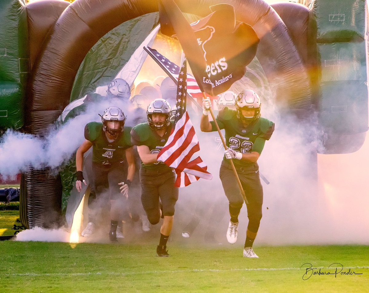 LsaSection's tweet image. GREEN OUT TOMORROW!! EVERYONE SHOW OUT!! #DistrictChampionship 7:00pm @ The Pit💪🏼