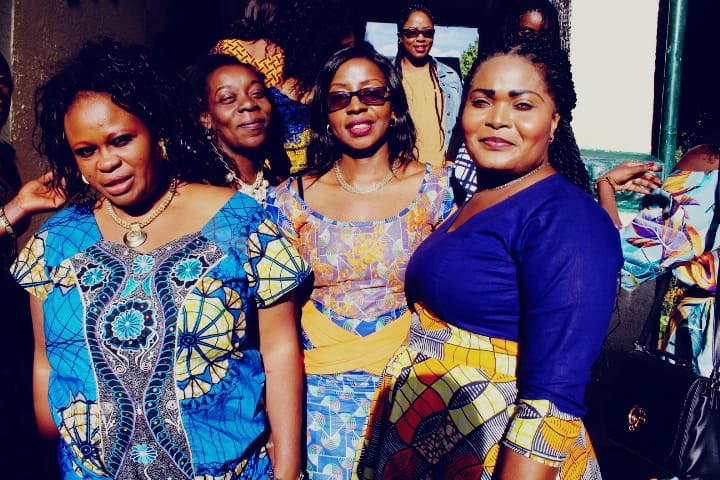 annytenga's tweet photo. J’ai été émerveillé par l’éveil de conscience #femmes congolaises de #Johannesburg, qui m’ont invité pour une séance de réflexion sur le statut #femme dans le processus électoral en se posant la question #rôle qu’elles peuvent jouer #RDCElection2018
@FemPoNet @ffcrdc @AWLNetwork https://t.co/vKVsqgT2hl
