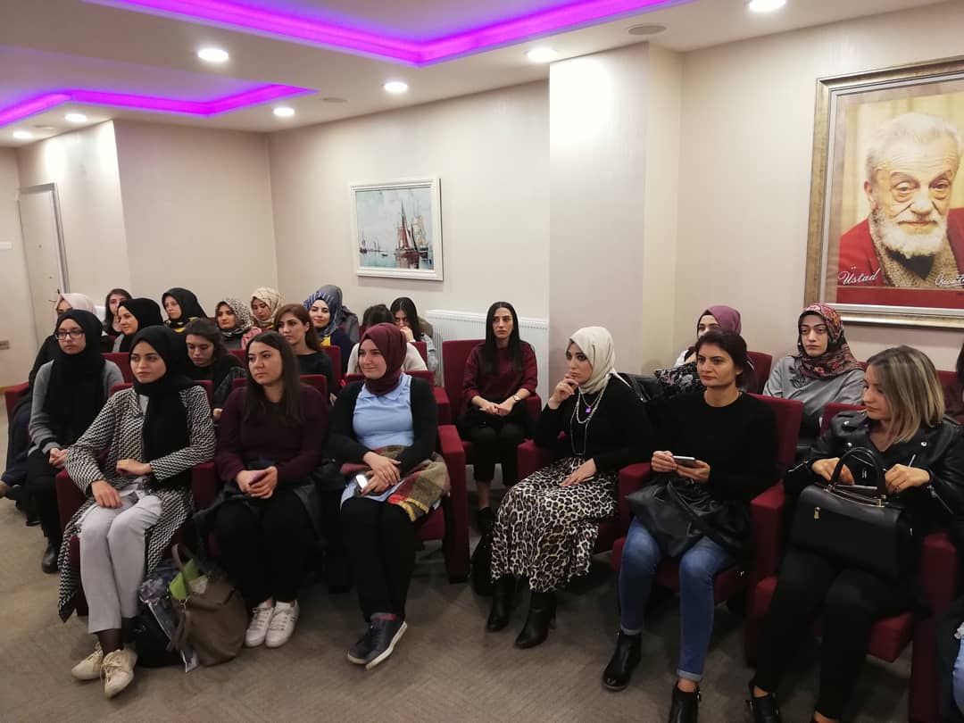 ankarabirlik06's tweet photo. "Ankara Birlik Akademisi Yeni Türkiye Konferansları"projesi kapsamında düzenlenecek olan "Fetih, Fatih ve Gençlik" konulu konferansı gerçekleştirdik. 
#Gençlerİçin
@OnurAlpBasayar
@muhammedunluler https://t.co/vYL3B1v3r5