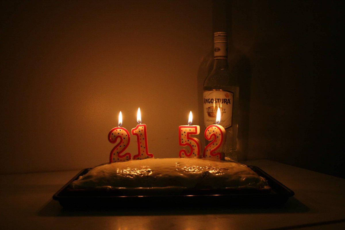 zachthesier's tweet image. Hey @GordonRamsay, I baked us a cake for our birthday last year but you didn't see it... so I decided to bake us another! Except this year I turn 21 so it's a rum cake. What do you think?
