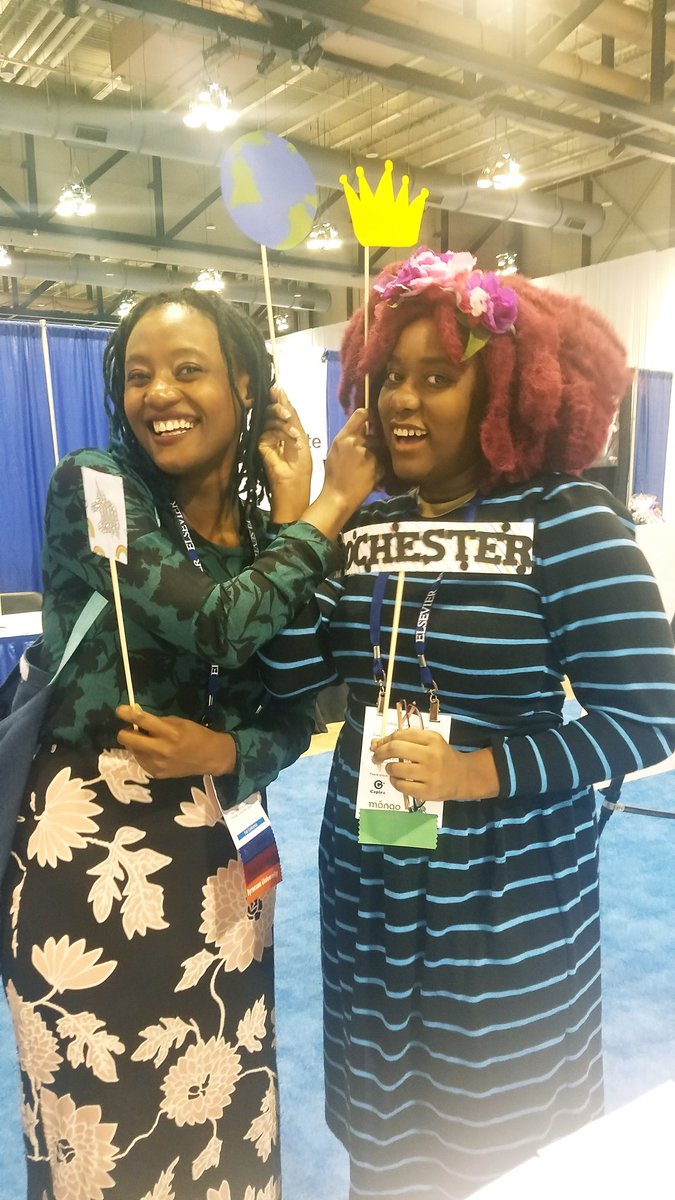 Networking at its finest. #nmn #nyla2018 #nylanewbies #blacklibrarians #librarians #props #networking #libraries #conference #fun