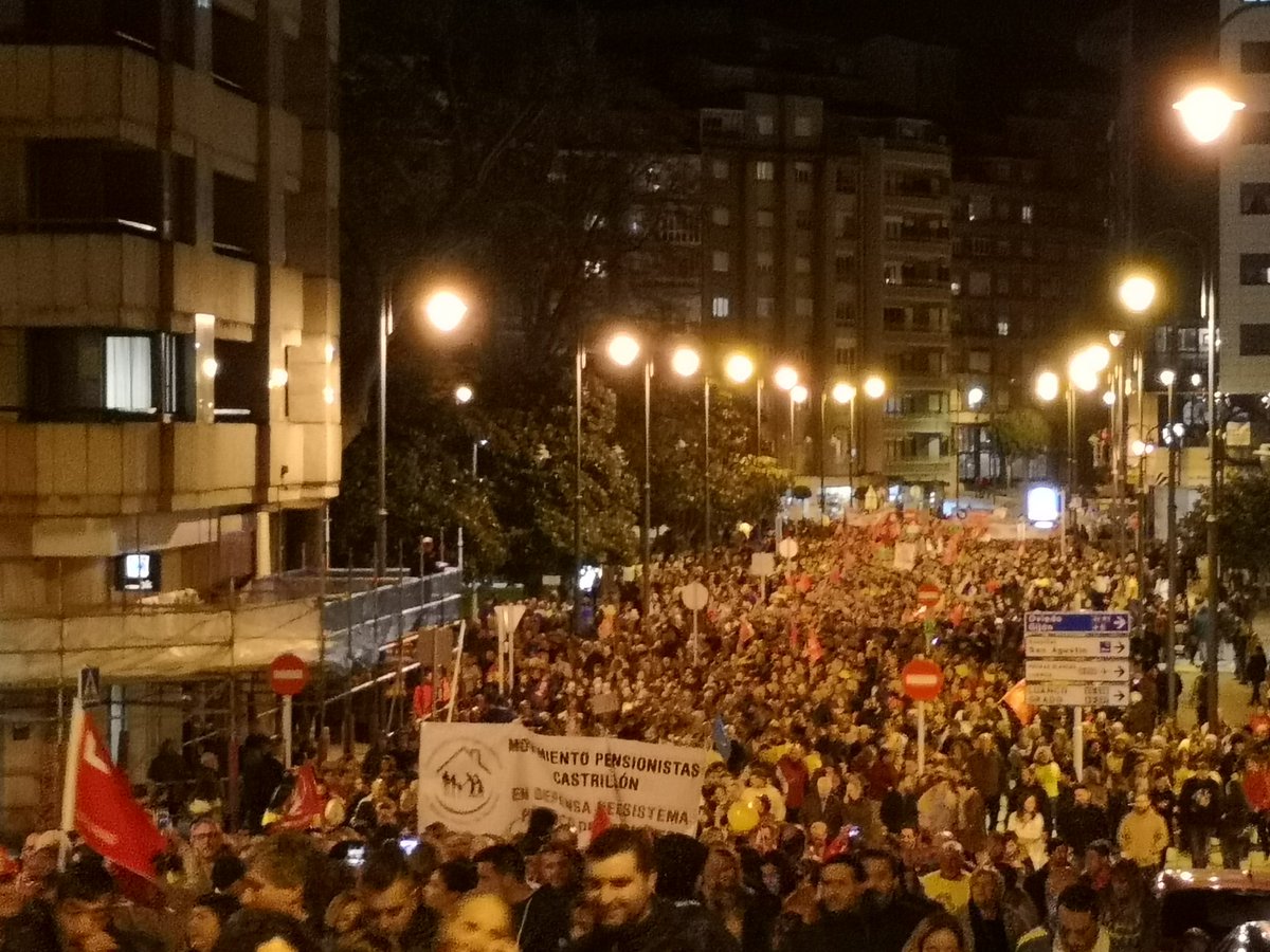 IU_llanes's tweet photo. #AlcoaNoSeCierra #AlcoaNunPieslla https://t.co/2zE7hLnleU