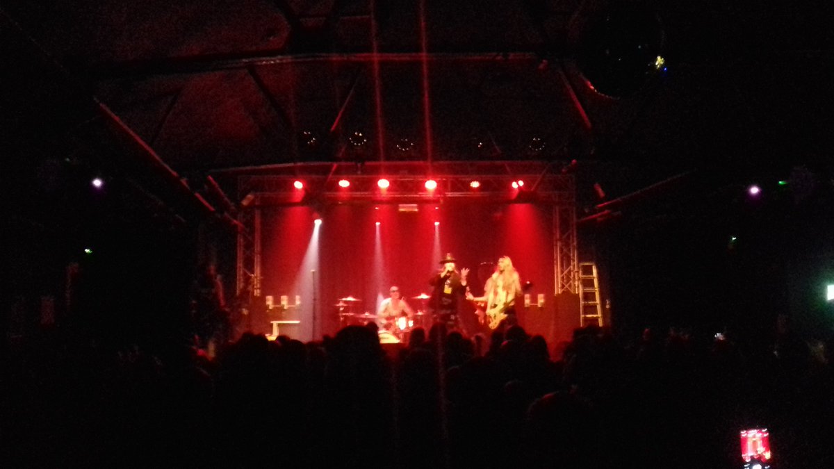 SoundAudioTech's tweet photo. In House FOH &amp; Mons for @Guns2RosesUk at @O2AcademyOxford https://t.co/OSnAeqDwKY