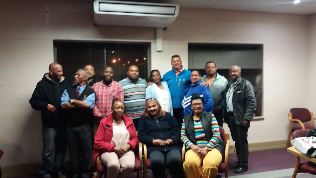 mplaincpf's tweet image. Meeting with city officials and ward Clr  to discuss festive 2018 volunteer deployment in town centre a business hub in our precinct @SAPoliceService @Abramjee #communitypolicing #2018/2019 sfs @cgoolam @ewnreporter @CityofCT
