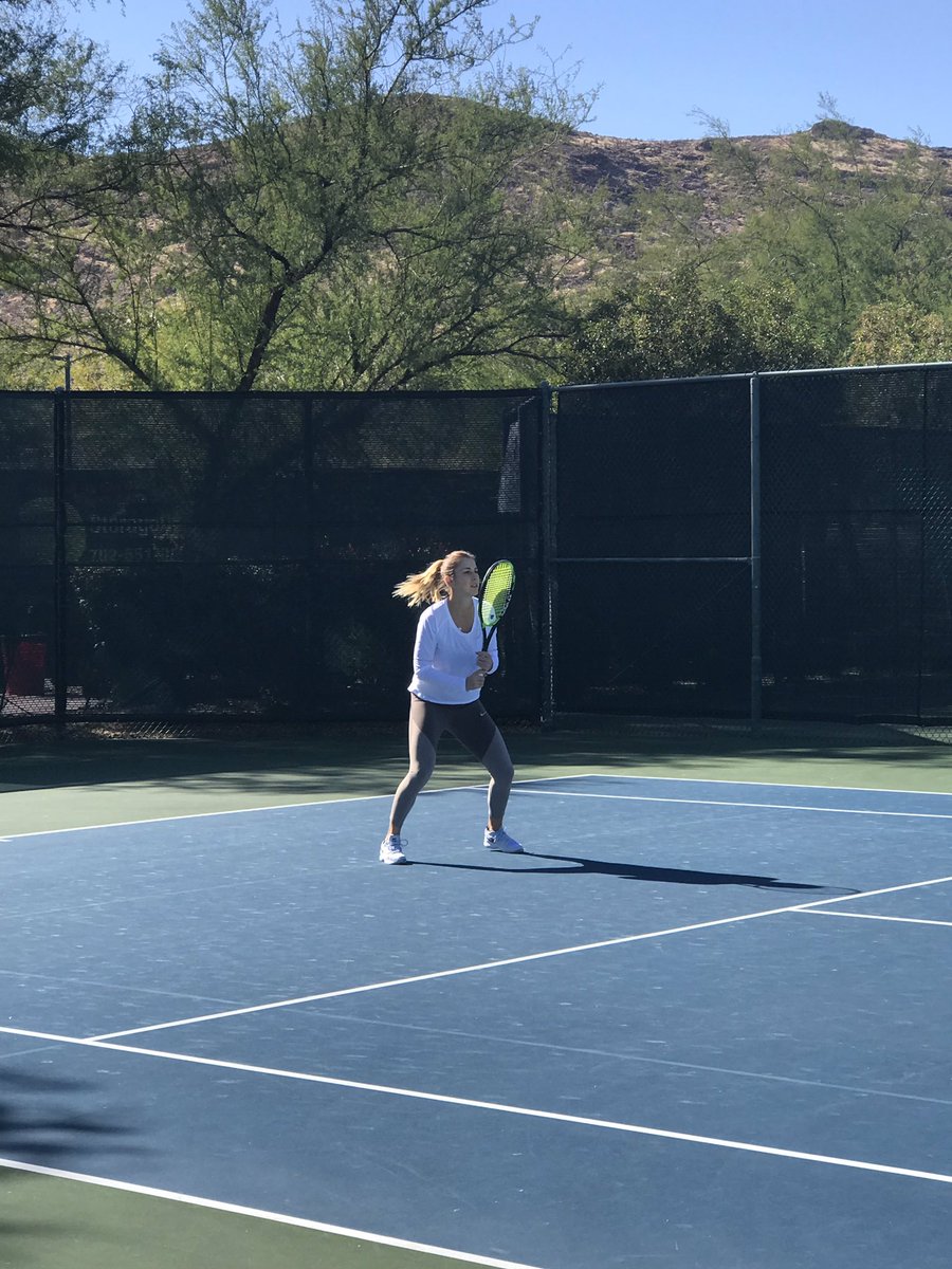 PinaCocoTweets's tweet photo. Watching @BelindaBencic practicing before her match at @RedRockTennis #RedRockProOpen https://t.co/OlMluvvOPH