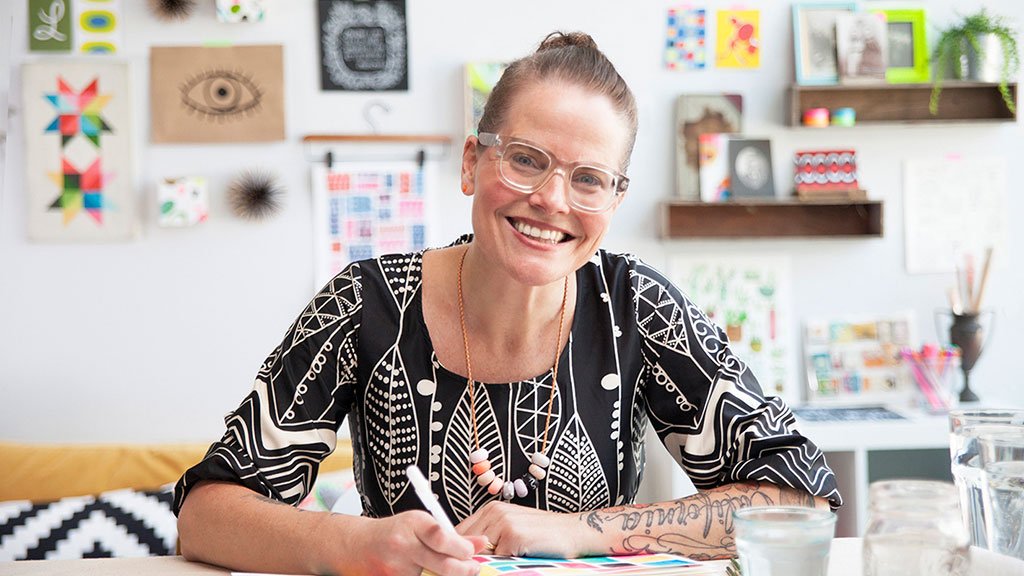 How To Diversify Your Income &amp; Generate Sustainable Revenue As A Creative With Lisa Congdon bit.ly/2QxZusk