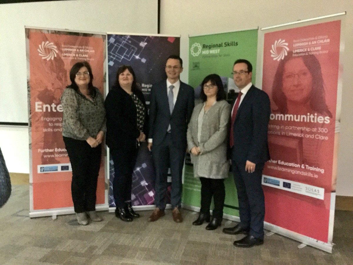 LimClareETB_FET's tweet image. Celebrating Explore #DigitalSkills @EngineLimerick 
congratulations to all involved, great achievement 
with @skillsmidwest @TipperaryETB #lifelonglearning #talent #learning #skills #euvsw2018