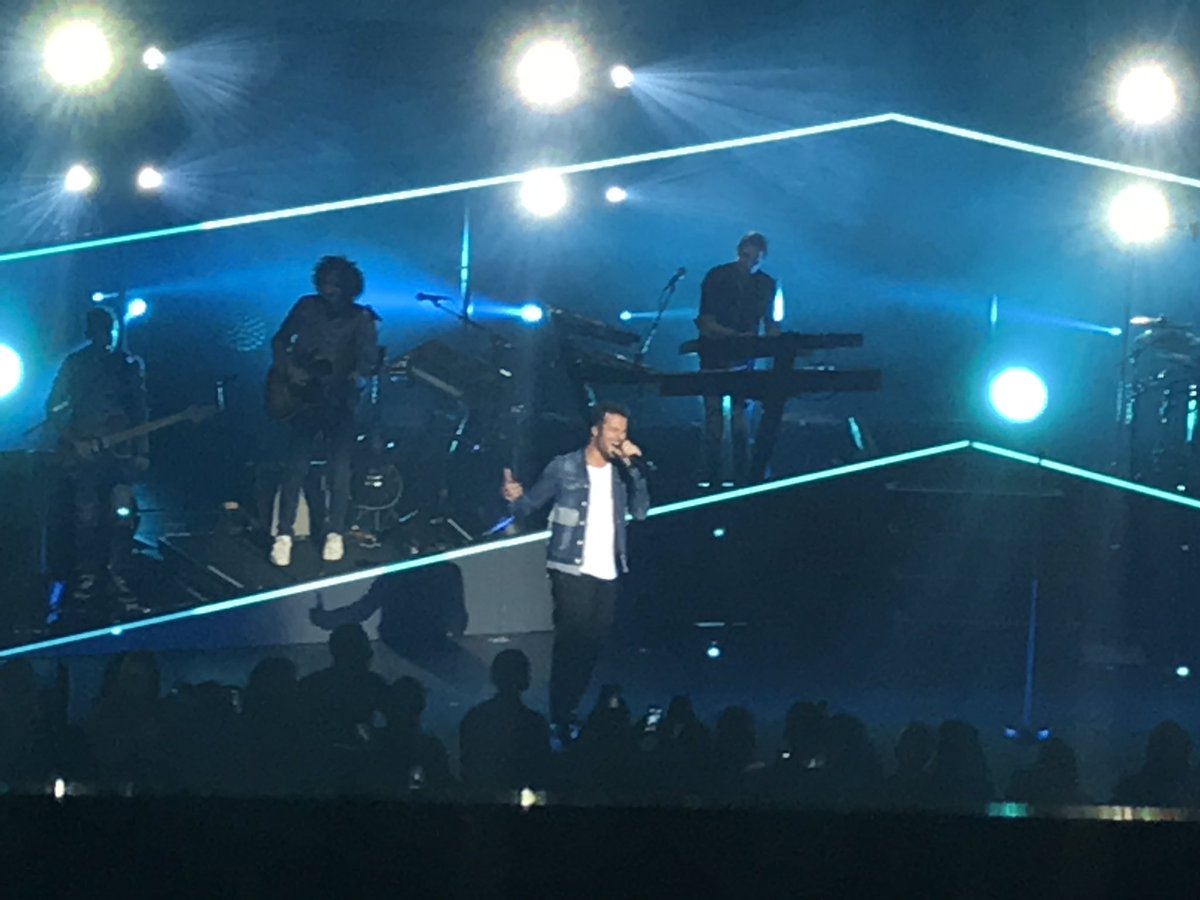 thyra00's tweet photo. @Amir_Off @sallepleyel https://t.co/r27uTRVv78