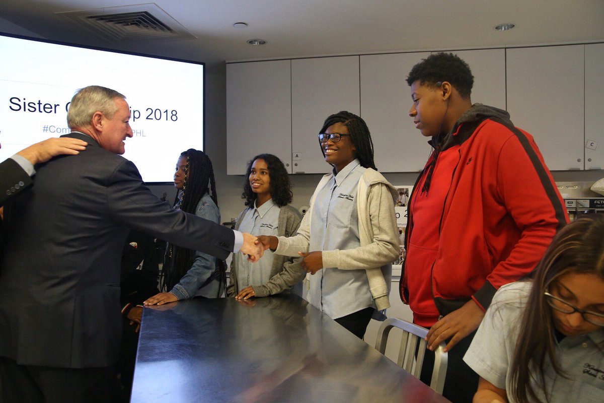 PhillyMayor's tweet photo. So proud of our culinary arts students who traveled this fall to Philly's sister city Florence, Italy, to expand their skills! Career &amp; tech training programs are vital to preparing our young people. Thank you for teaching me some skills too! #ThinkCTE #CommunitySchoolsPHL #PHLed https://t.co/CCtLiBzq78
