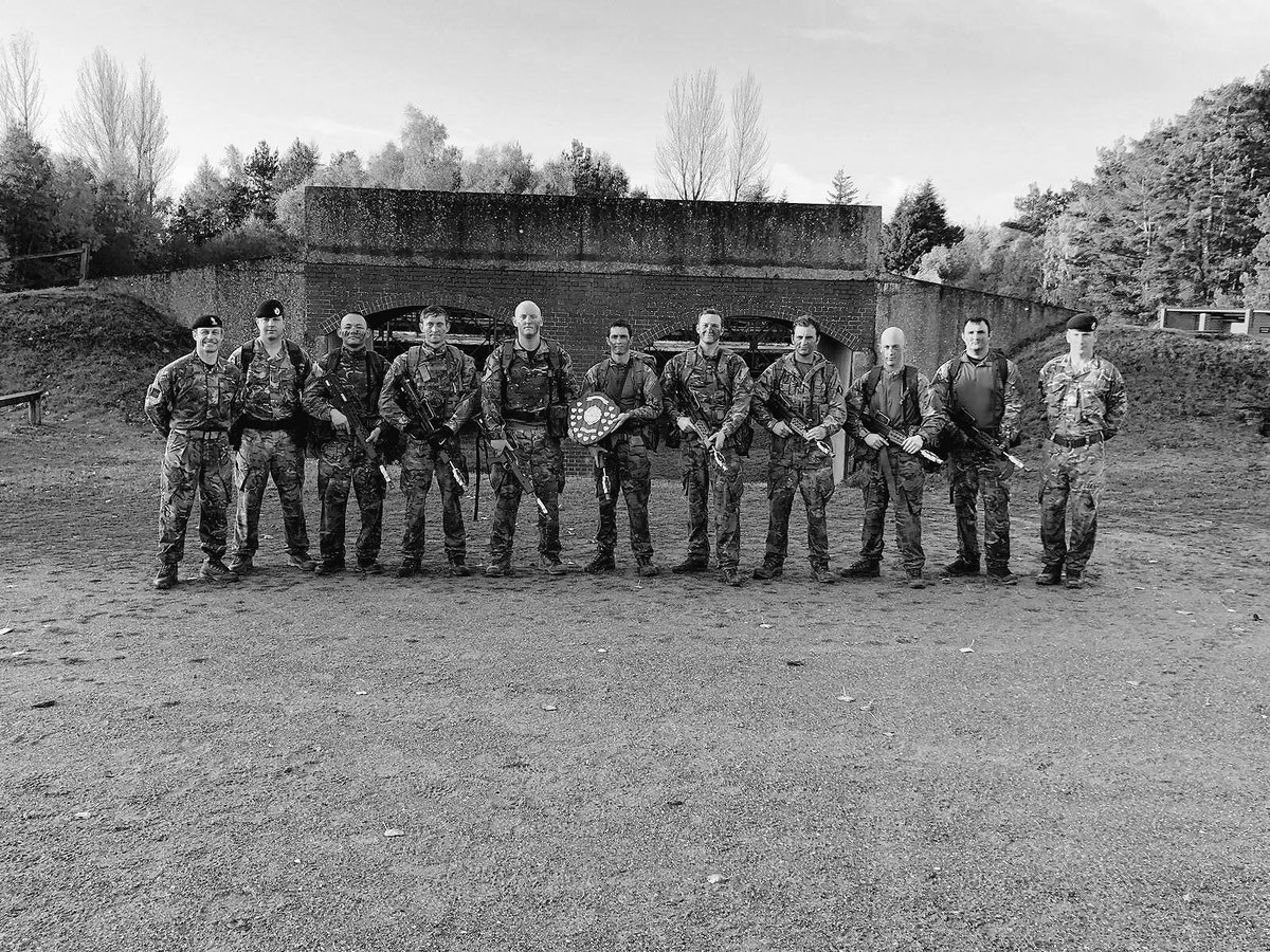 Royal Engineer Corps SM (@corpssm) on Twitter photo An absolute pleasure to present <a href="/Proud_Sappers/">Corps of Royal Engineers</a> Field Sect Comd cse top student award to Cpl P of <a href="/21Engr/">21 Engineer Regiment</a> Not sure there is a more important rank in the <a href="/BritishArmy/">British Army 🇬🇧</a>
Well done all, look after those you Comd in/out of Bks; ordinary people, achieving exceptional things, everyday👍🏻 An absolute pleasure to present <a href="/Proud_Sappers/">Corps of Royal Engineers</a> Field Sect Comd cse top student award to Cpl P of <a href="/21Engr/">21 Engineer Regiment</a> Not sure there is a more important rank in the <a href="/BritishArmy/">British Army 🇬🇧</a>
Well done all, look after those you Comd in/out of Bks; ordinary people, achieving exceptional things, everyday👍🏻