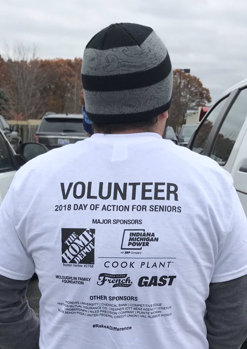 2018 Senior Day of Action. #TeamDepot #rakeadifference2018 <a href="/bobsaniga/">Bob Saniga</a> <a href="/sheshebh/">Sheila Herron</a> <a href="/pungoose/">Natalee Rogers</a> @thouchin13