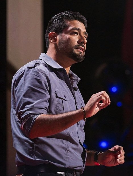 UofCalifornia's tweet image. "If you grow up in an environment with few resources, you learn to be a shape-shifter"—@ucberkeley #firstgen alumnus Victor Rios #FirstGenUC #FirstGenBerkeley #NationalFirstGenDay