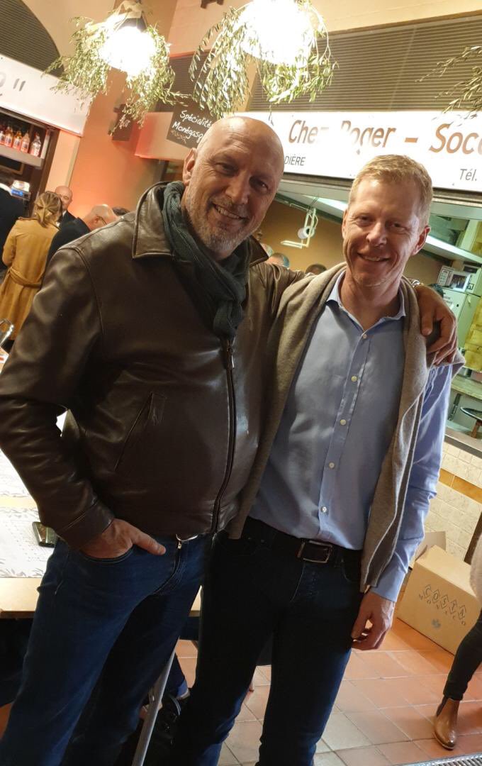 PascalMargand's tweet image. 🇲🇨 Monaco 2018 - 22eme Congrès des #agents @generalifrance
« Très fier et heureux de succéder à Bernard Jeannot à la Presidence de #TRIANGL 
☝️Plein d’#enthousiasme pour relever la mission et faire des #AgentsGeneraux @Generalifrance un réseau d’#Excellence »