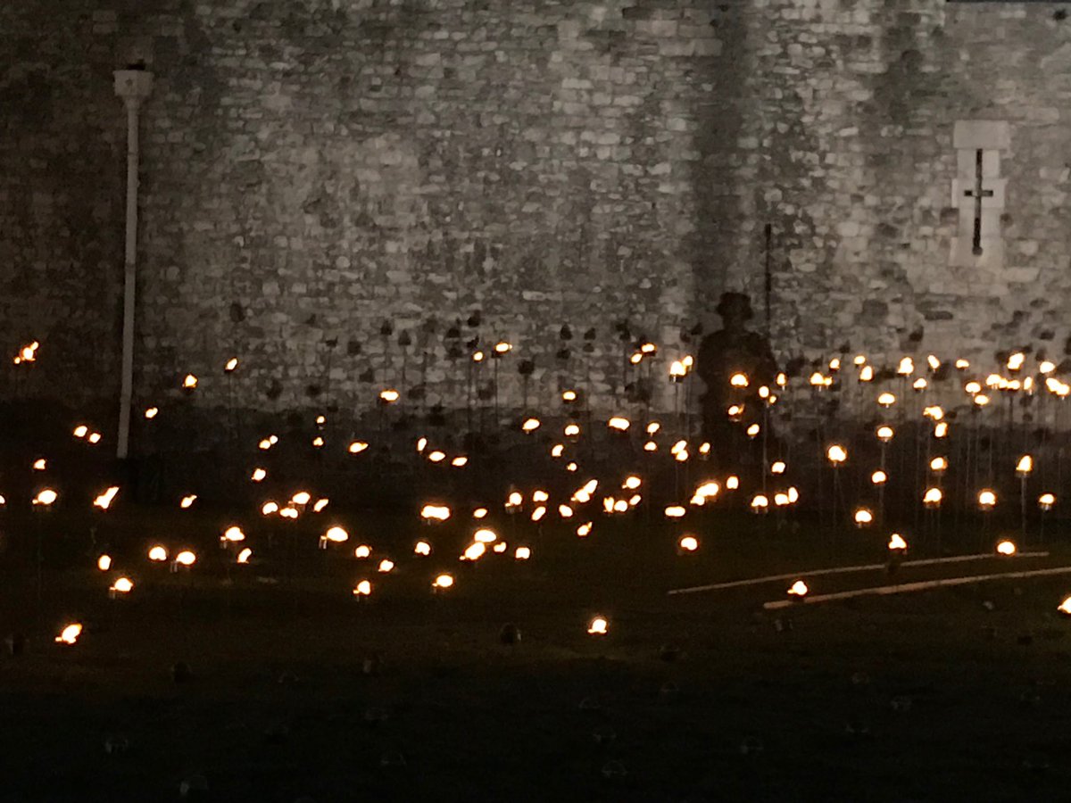 #TheTowerRemembers #BeyondTheDeepeningShadows beguiling, tender, flickering lights in the Tower Moat. #Poppies shadows on the ancient walls. I shall remember. 14-18 Thank you ⁦@tompiperdesign⁩