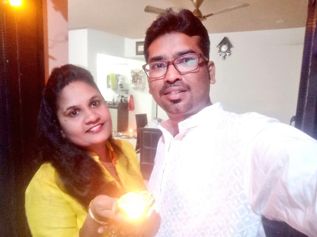 NishantJain_88's tweet image. 💠Here Comes The Entry of My Diwali Ready Home ✔️
#ContestAlert #DiwaliContest
#PengEssentialsDiwaliContest
Join Guys
@blessedkamal
@krishna1334
@harshit_gadoya
@Sagar14Naik
@RameshK1902
@rj_foryou
@Sanjiv_34
@chandra_mani38
@surya9717
@zaffna
@yashgandhi66
@kunvaria
@Jayantg1717