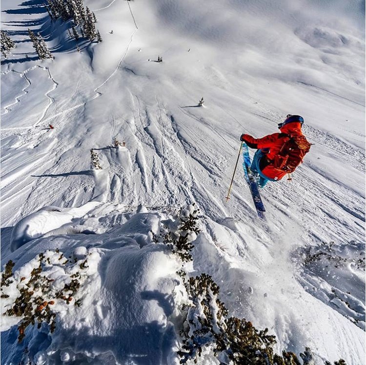 SwanyGloves's tweet image. #repost @o_leepsStoked to see this shot on a two page spread in @powdermagazine! Thanks for shot @gregvondoersten &amp;amp; motivation @juliancarr. #alwaysgo #jhdreaming

#SwanyGloves #SkiLife #SkiBum #Snowboard #Livingmybestlife #glovelove #Swanyathletes #SkiGloves #MountainLife