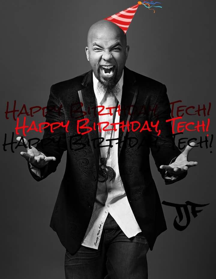  super old photo, but happy birthday Tech N9ne!  