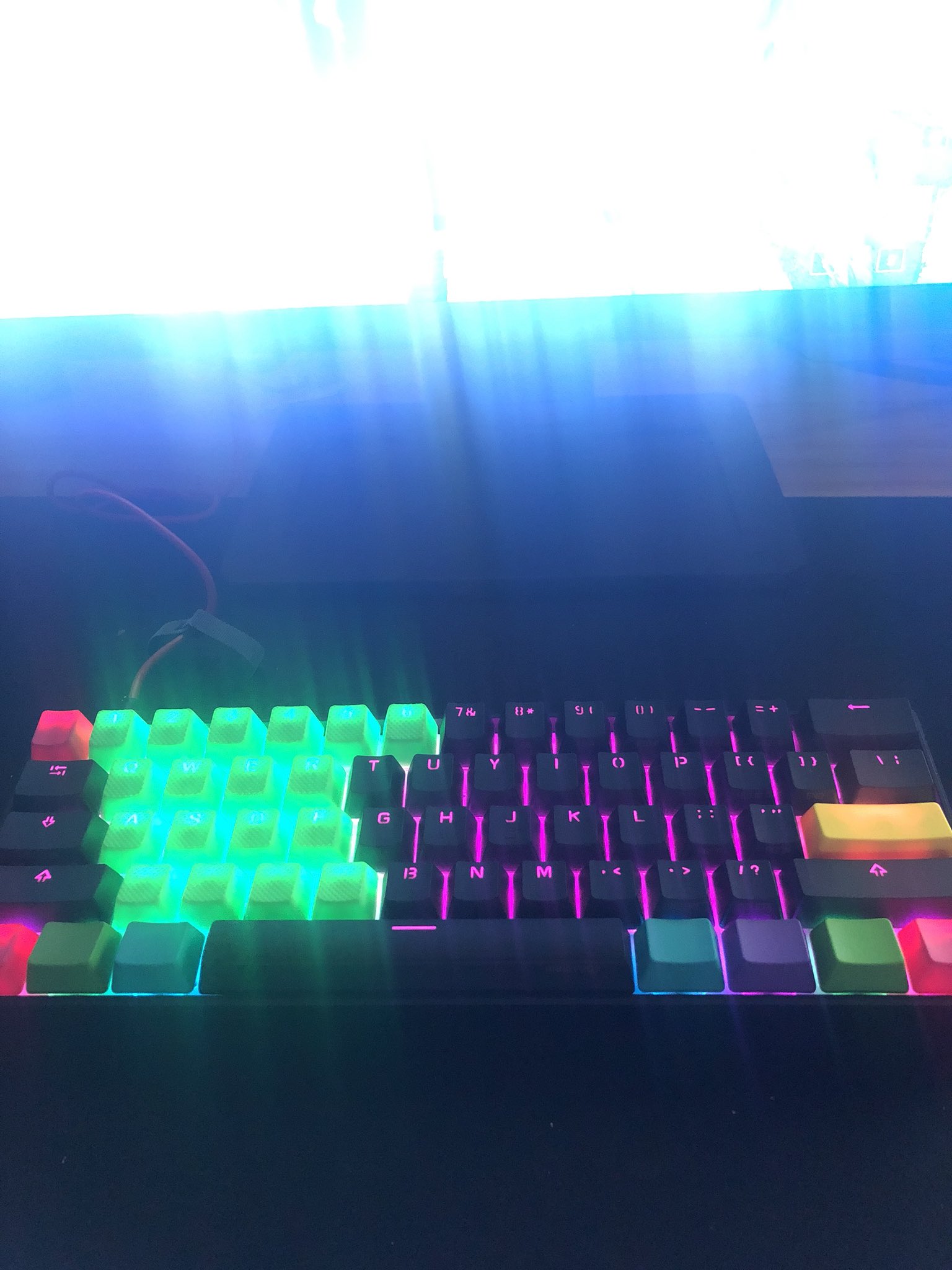 Analytisch Dokter Bepalen cloakzy on Twitter: "Tfue gave me a keyboard if I stayed and scrimmed  tonight instead of flying. Worth it. LOOK AT THIS BEAUTY MAN WTF REAL  TEAMMATE 😭😭🥇 https://t.co/BiSPPqEXdj" / Twitter