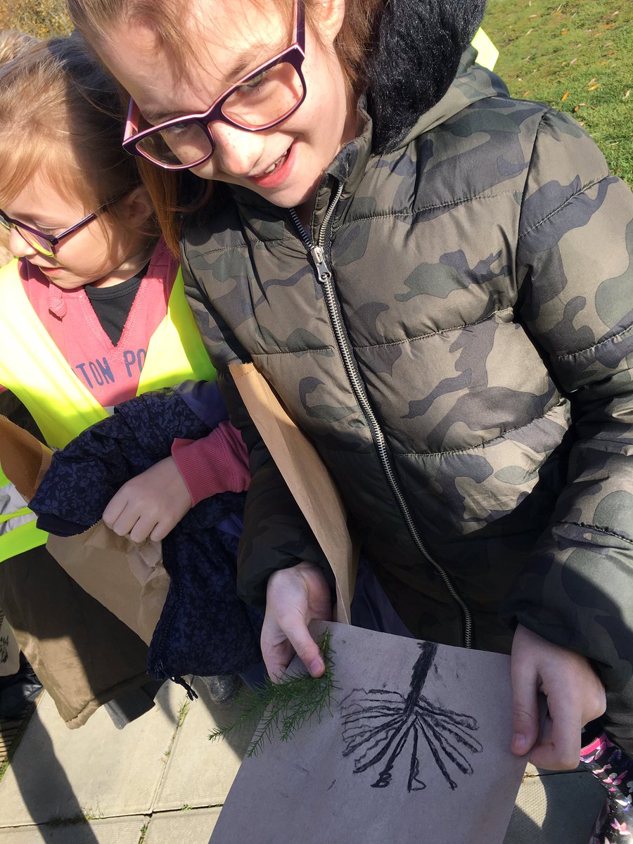 What’s in the bag? How did we do? <a href="/Conningbrook/">Conningbrook Lakes</a> <a href="/AshfordCouncil/">ashfordcouncil</a> @artbirds @juliaartstudio <a href="/ChartwayGroup/">Chartway Partnerships Group</a>                                        #reflectivenesswithpride #astonishedattheoutcome