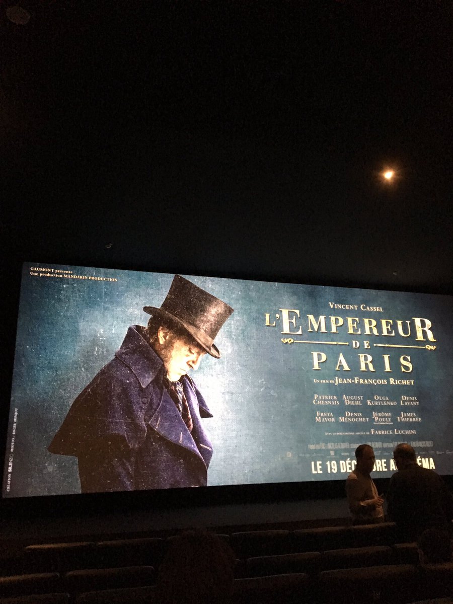 Sandionescu's tweet photo. Super, je conseille, d’une part pour l’immersion et le travail réalisé par des équipes françaises, trop belles images, mais aussi pour l’engagement « culotté » de France Télévisions branche cinéma, beau pari, gloire à vous !!! #cecilenegrier #valerieboyer  bravo https://t.co/U8M7zq2gla