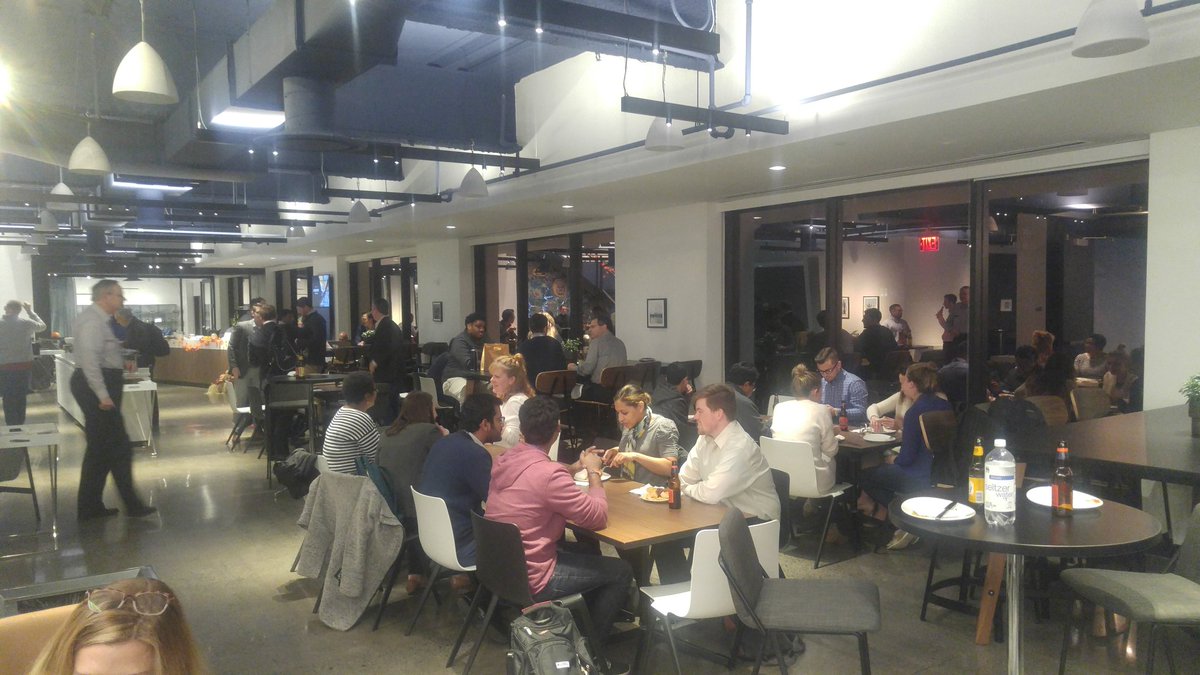 Very cool venue for tonight's #VizItPhilly TUG. Presentations about to start.