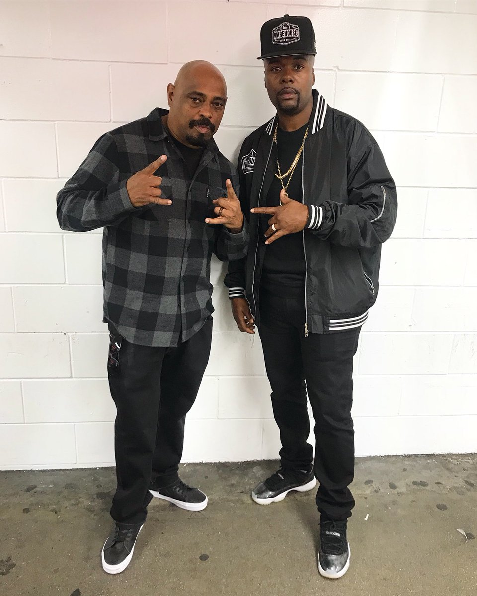 Sen Dog (@ogsendog) on Twitter photo Good to bump into the east coast og <a href="/memphisbleek/">MemphisBleek</a> last week in NYC ๐จ #Tourlife 2018 @rocnation <a href="/cypresshill/">Cypress Hill โข</a> Good to bump into the east coast og <a href="/memphisbleek/">MemphisBleek</a> last week in NYC ๐จ #Tourlife 2018 @rocnation <a href="/cypresshill/">Cypress Hill โข</a>