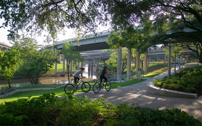 ASLA's Transportation Guide has taken off! The guide has received over 5,000 pages views since its launch in August 2018. Rob Loftis of MRWM was on the Expert Advisory Panel for the guide. #CompleteStreets #sustainabletransportation #asla #mrwmlandarch bit.ly/2PPOHMK