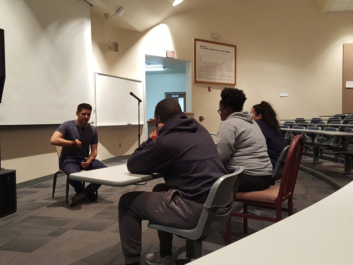 MSU_first2go's tweet image. Poet Carlos Andres Gomez performs tonight at 8pm in Bolin 100 @MSUTexas #successseries