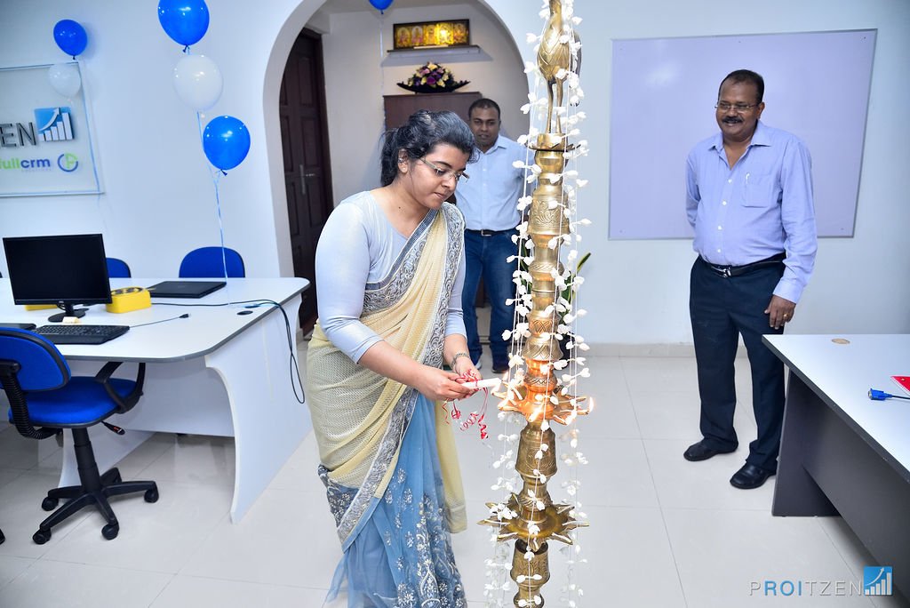 fullcrmsolution's tweet image. With with our partners at @proizten,  we have moved our off shore team to a new premises in Colombo.  The facilities are excellent with plenty of space, meeting rooms and a game room! Our office opening ceremony was fantastic! Thanks to the team for putting everything together!
