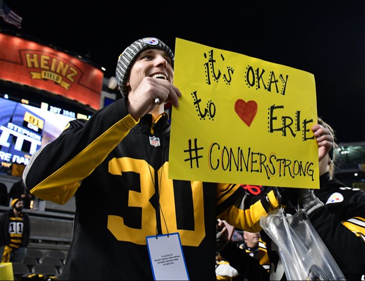 Black & Gold Today tweet media