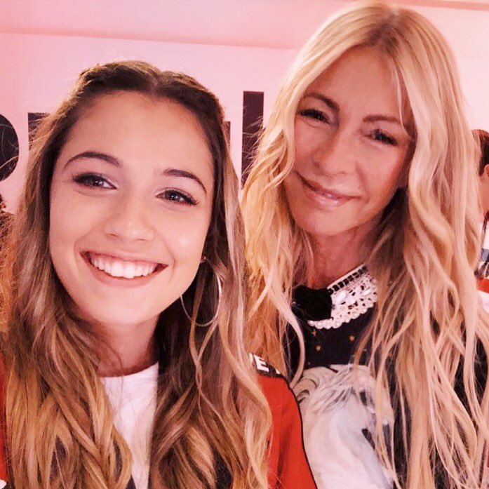 HOY en #YouTubeSpaceBA con <a href="/soycrismorena/">CRIS MORENA</a> <a href="/bycrismorena/">Cris Morena</a> . Que emoción tan grande y que gran honor verte.!!!Gracias por este momento inolvidable! ❤❤