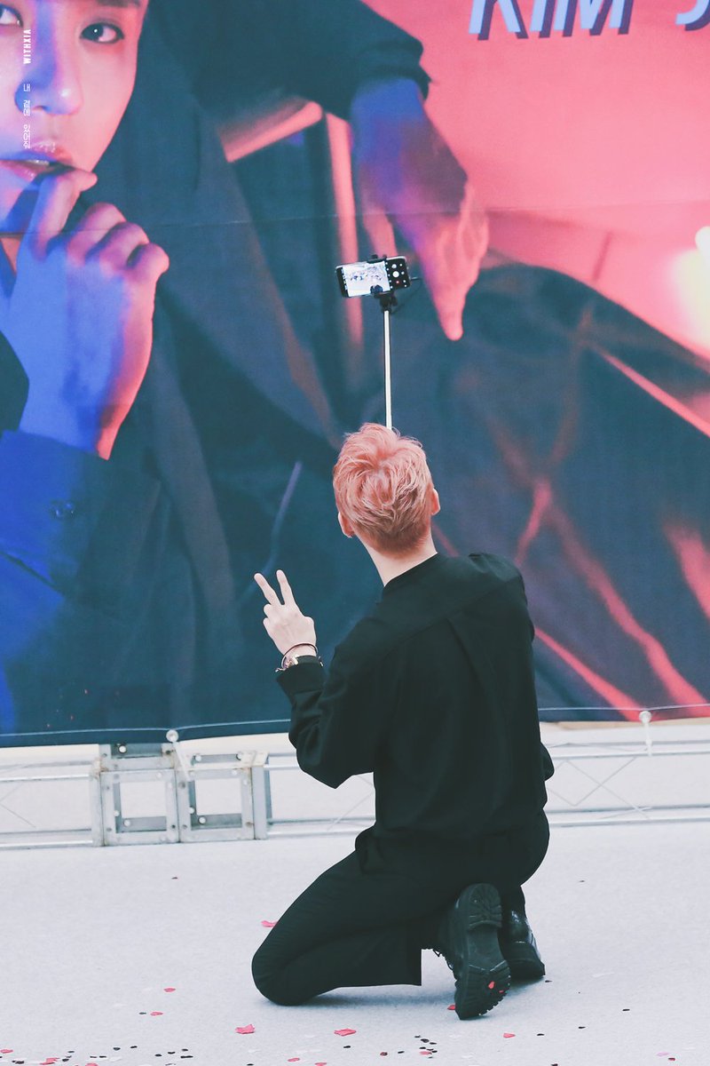 XIAkiss's tweet photo. [HD PICS] 181107 Junsu's first FM. FULL BLACK 😎
(cr withxia)
#XIA #JUNSU #ジュンス #WelcomeBackXIA https://t.co/6mVmKu8xKm