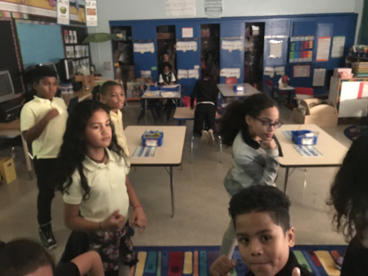 R_Clemente_ELT's tweet photo. Time for some #GoNoodle #Yoga #ZenLife #RCSistheBEST #STRONGinsideandout
#AfterSchoolRocks #NPS #NPSELT  #Newark #NJ #NewJersey @ELT_Newark @NPSvoices @afterschool4all https://t.co/nUJY5FsbUP
