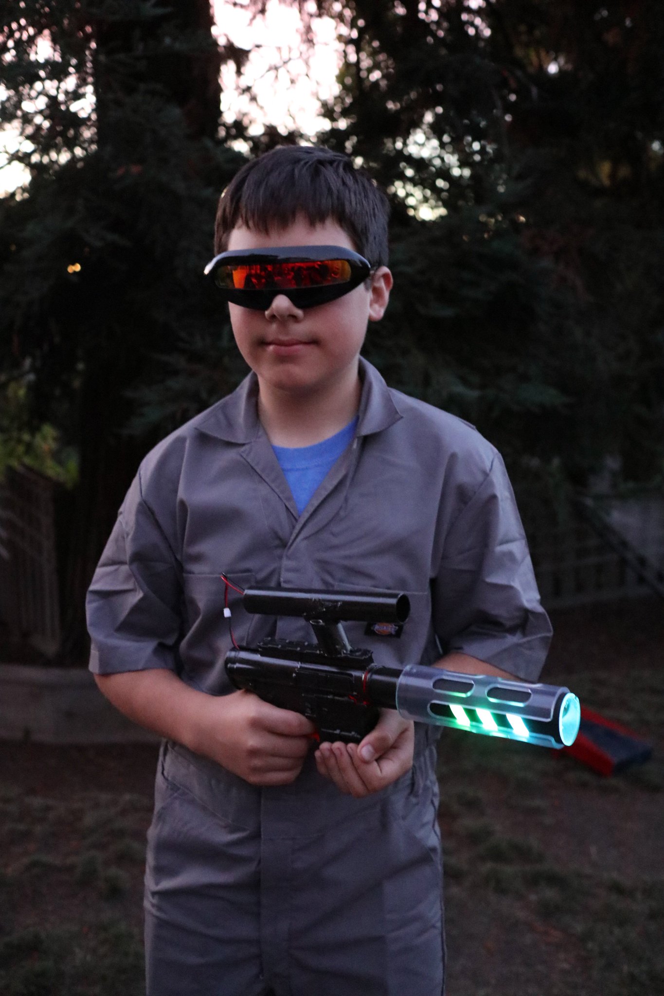 Eric Paulos On Twitter Halloween Recap So My Son Decided To Be A Character From Roblox Game Tower Battles Called The Phaser I Had No Idea What This Was Resulting Costume We Designed - roblox tower battles fan art