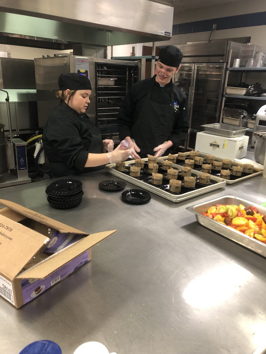 Charlestown High school Culinary Arts Class helping Aramark prepare and serve at Dr. Melin’s Superintendents dinner! <a href="/GCCSchools/">GCCSchools</a>