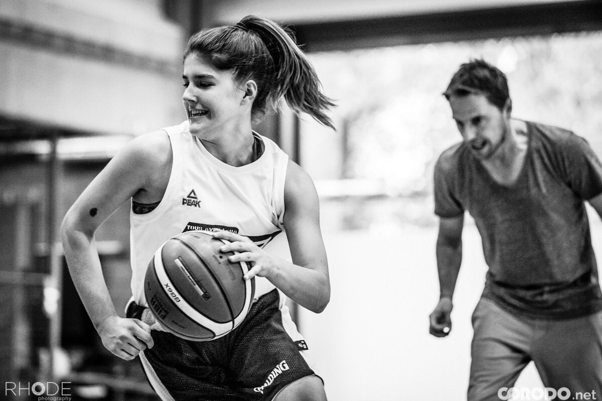 corodobasket's tweet photo. It’s the will. Never settle. Master The Flow! .
.
#corodo #fridaymotivation #basketball #corodofamily #Master #TheFlow #ourFOCUSisonyou
📷 @rhodevanelsen https://t.co/D7VOLgDCYq