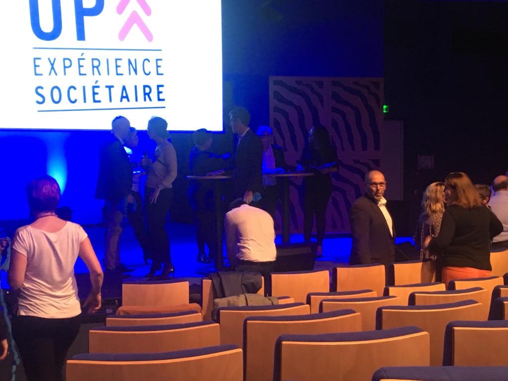 isa_lebot's tweet photo. #up road show première à #Aix - toute l’équipe est au taquet #énergie #enthousiasme #envie- impatient de partager avec les équipes de la région #sud est nos ambitions et nos projet #dgars @GroupeMatmut @NicolasGomart https://t.co/Px3myU7oIz