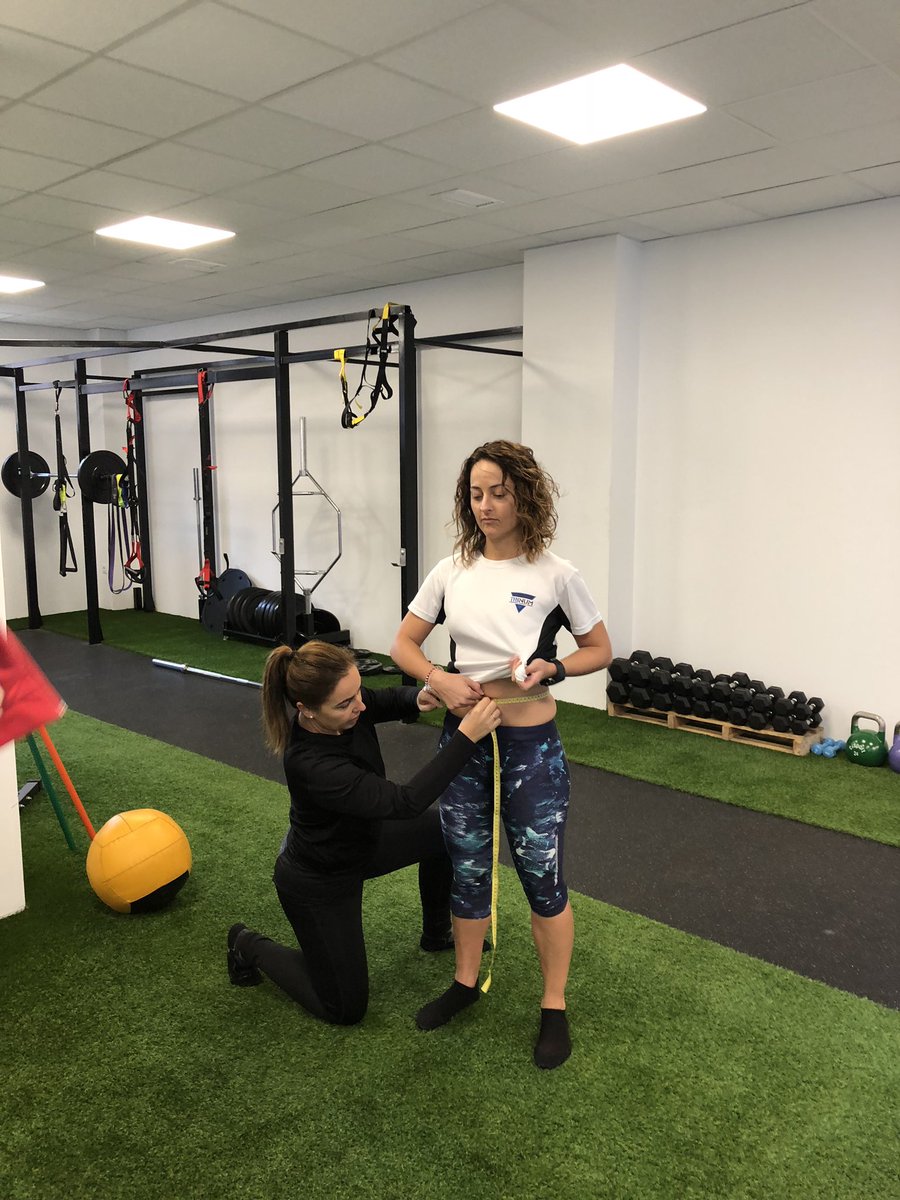 trinum_murcia's tweet photo. Dia de valoraciones mediante #efabcentrosoficiales de @Elements_System... mas de 100 clientes testados en dos dias 💪
#trinum #murcia #entrenamientopersonal https://t.co/jty8hwWMjA