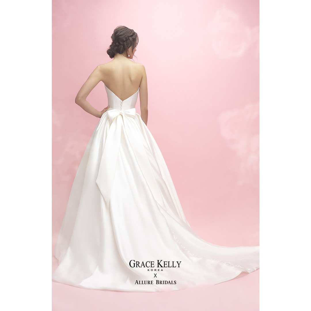 Grace Kelly Korea Official 