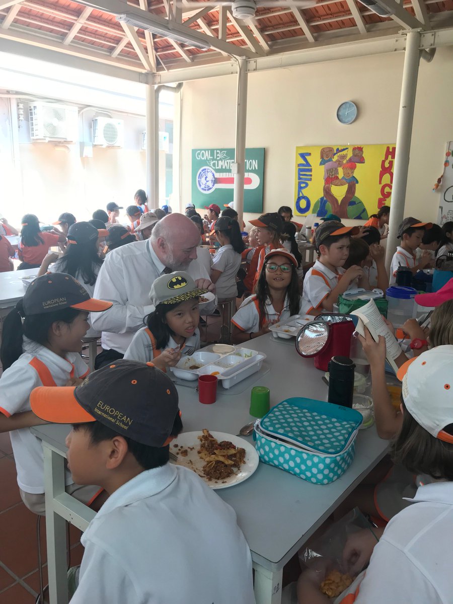 EISHCMC's tweet photo. Mr. Sean, our Head of School was having lunch with students. He loves talking to them! https://t.co/wES93khZQ9